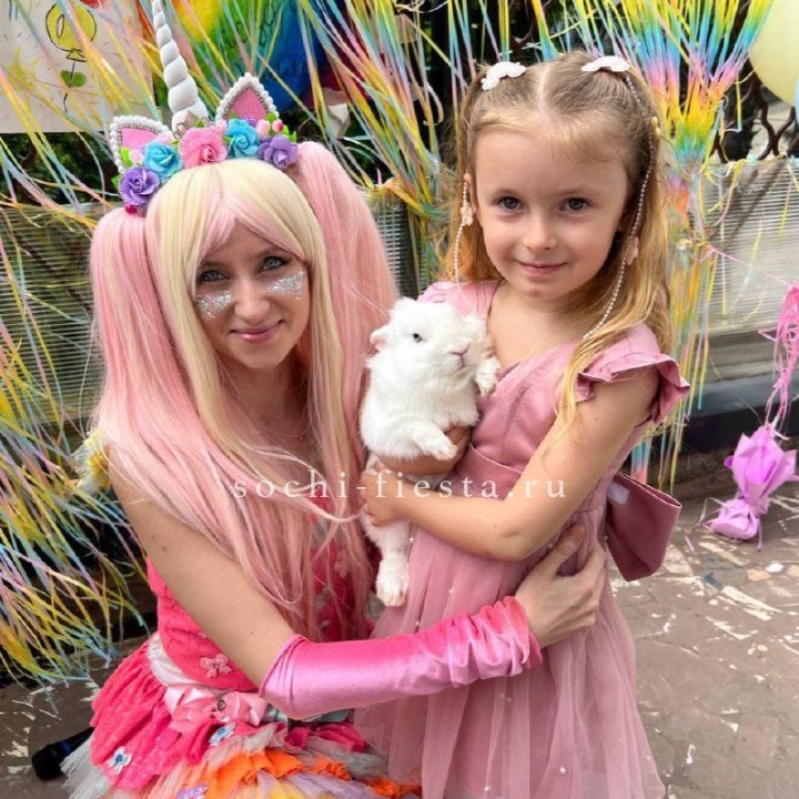 Шоу с кроликом в Благовещенске