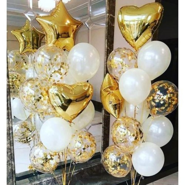 Фонтан шаров "Привет, это я" в Благовещенске