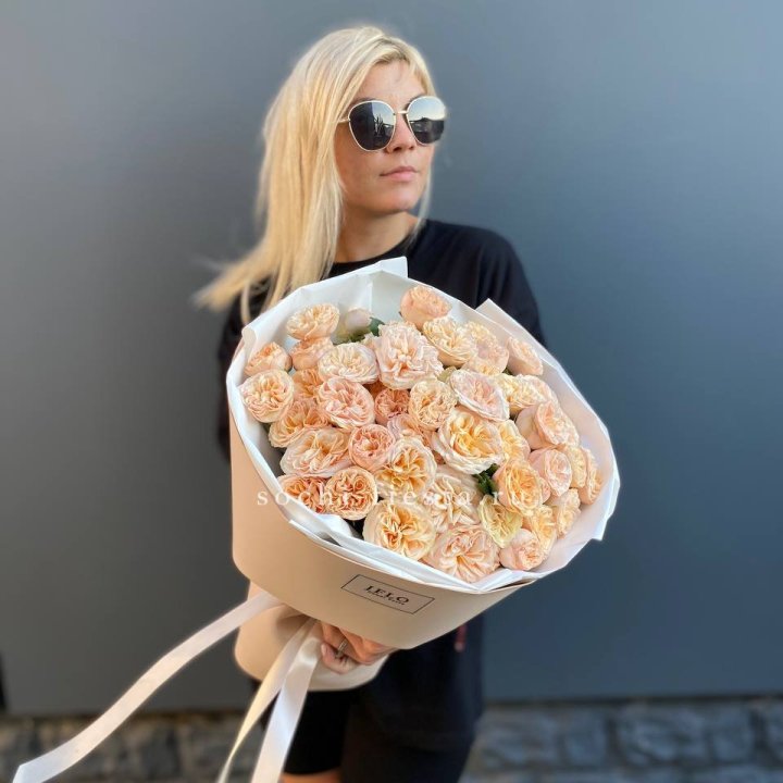 15 пионовидных роз №2 в Благовещенске