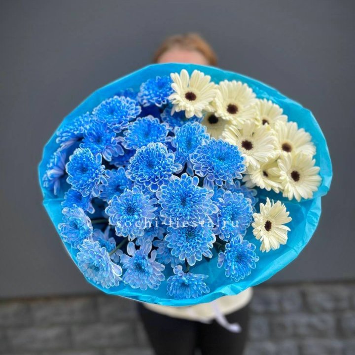 Букет хризантем и гербер в Благовещенске