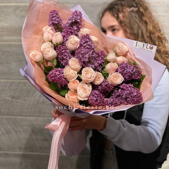 Букет "Лиловая весна" в Благовещенске