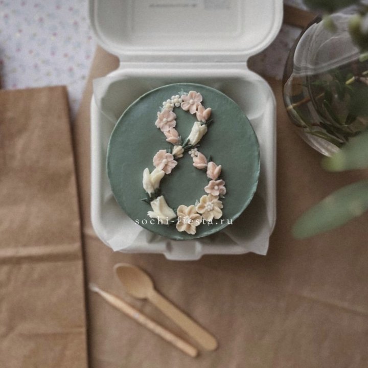 Бенто-торт "8 марта" green  в Благовещенске