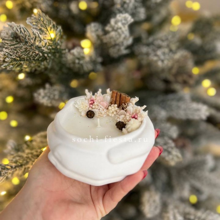 Свеча ароматическая в гипсе Руки с корицей в Благовещенске