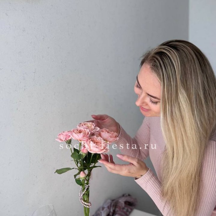 Цветочная подписка "Пакет маленький" в Благовещенске