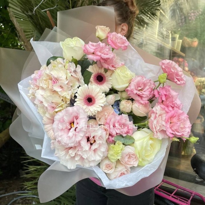 Дизайнерский букет "Лаундж пак" в Благовещенске