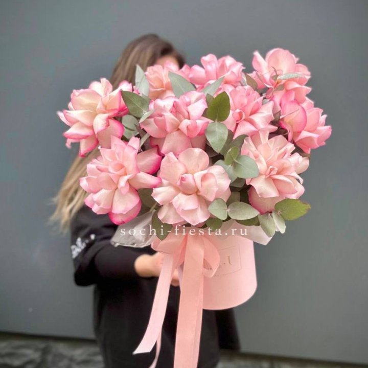 11 Фрунцузских роз "Венди" в Благовещенске