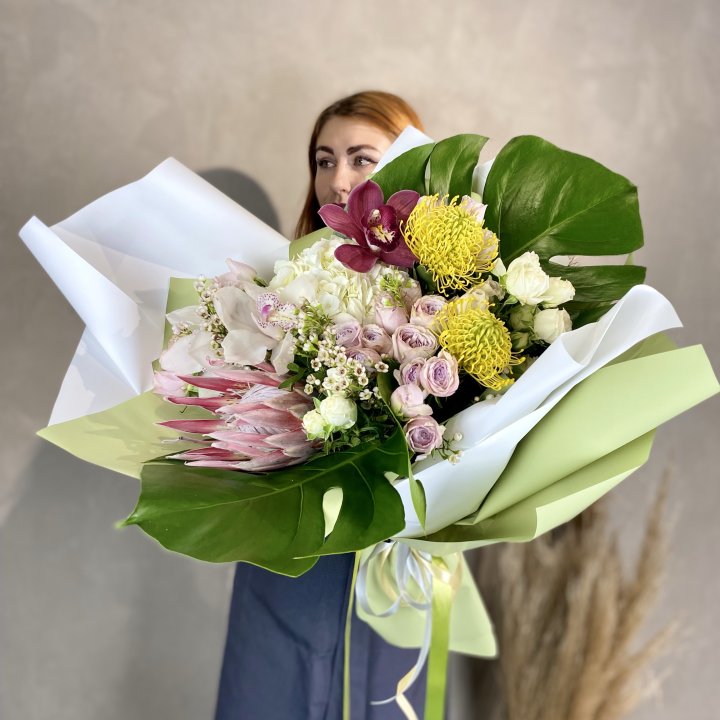 Дизайнерский букет экзотики в Благовещенске