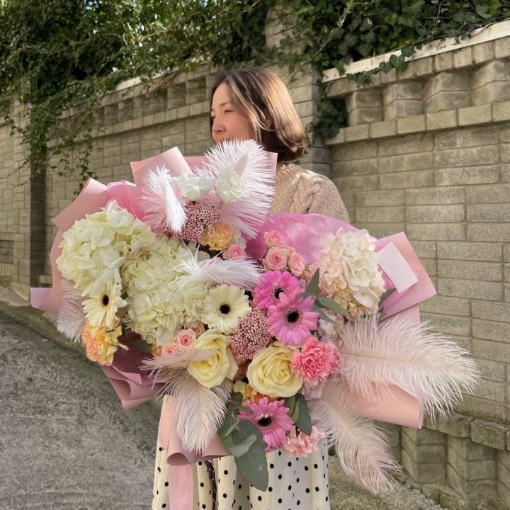 Дизайнерский букет "Валенсия" в Благовещенске