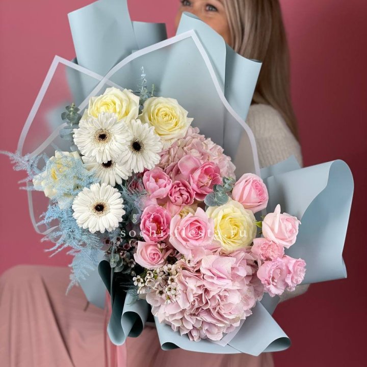 Дизайнерский букет "Адель" в Благовещенске