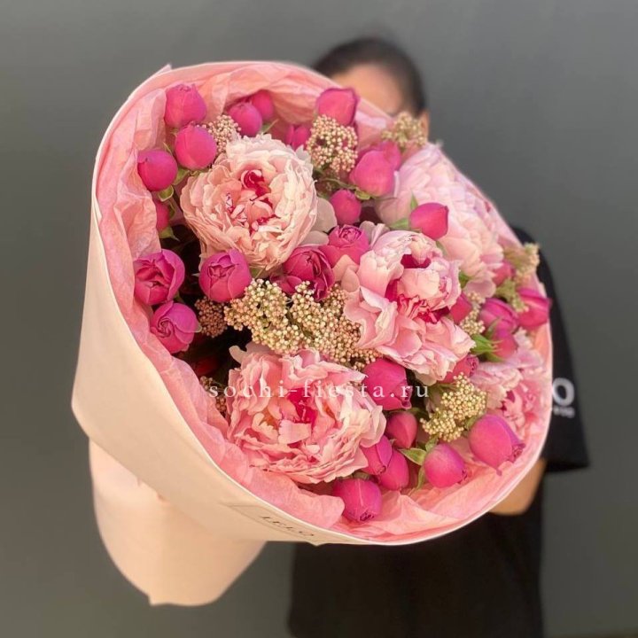  Букет с пионами "Преференс" в Благовещенске