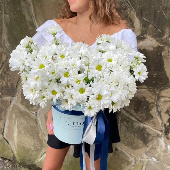 Коробка с хризантемами №2 в Благовещенске