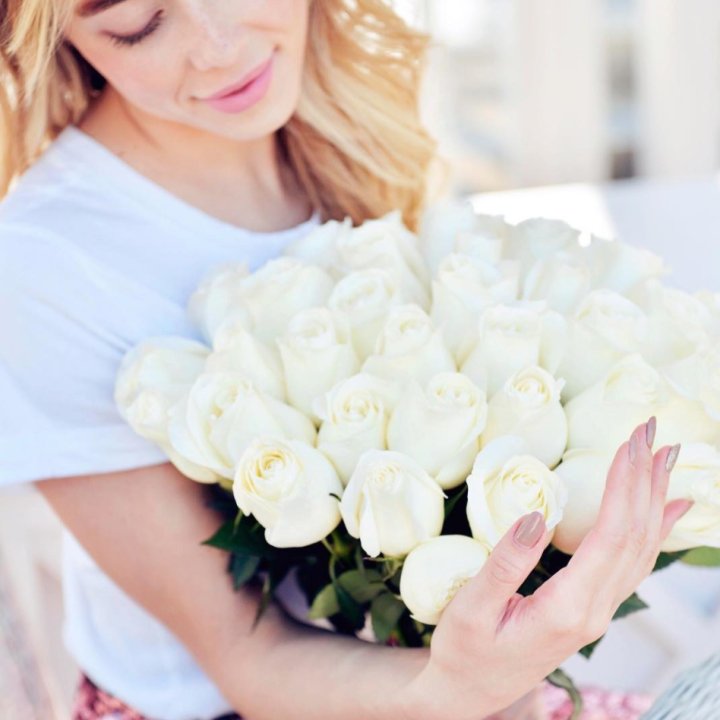 Букет высоких роз "Облака" в Благовещенске