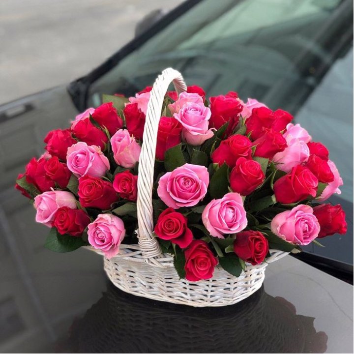 Корзина с розами  в Благовещенске
