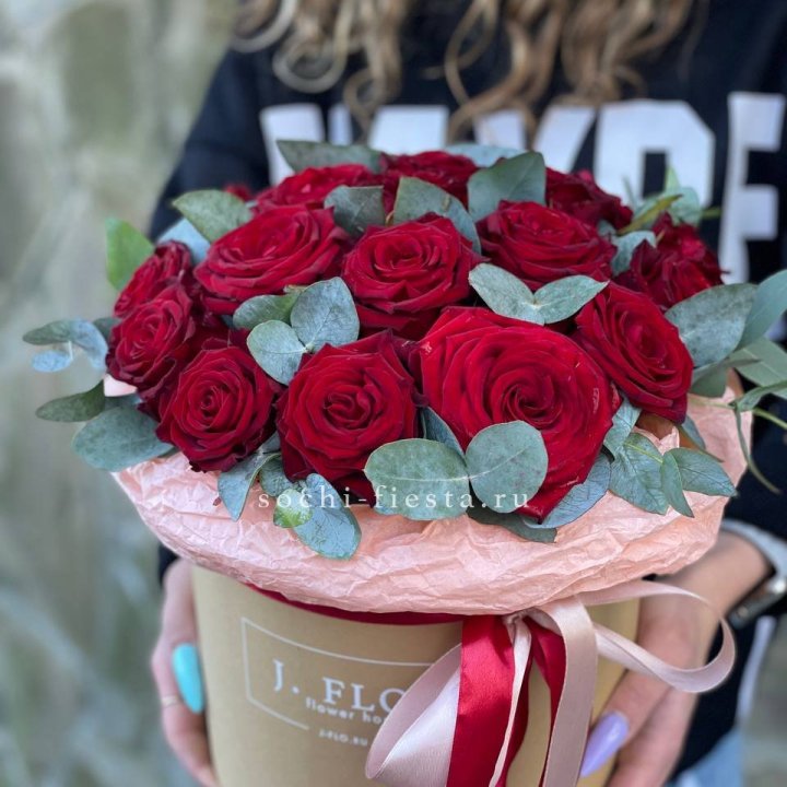 21 Красная роза в боксе №1 в Благовещенске