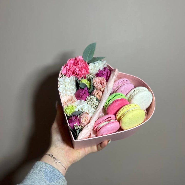 Дуо цветы и макаронсы в Благовещенске