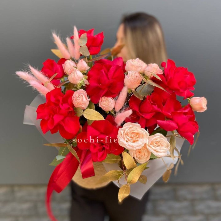 Джутовое кашпо "Любовь Лолиты" в Благовещенске