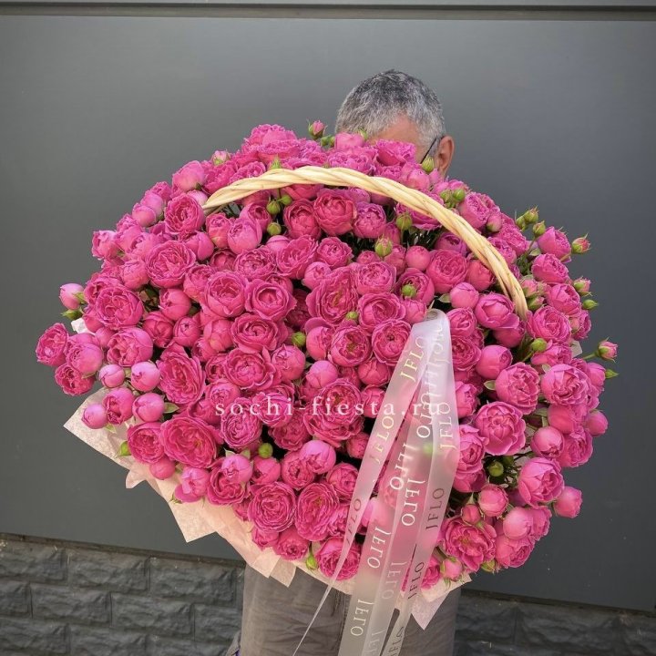 Корзина роз Мисти Баблс 151 в Благовещенске