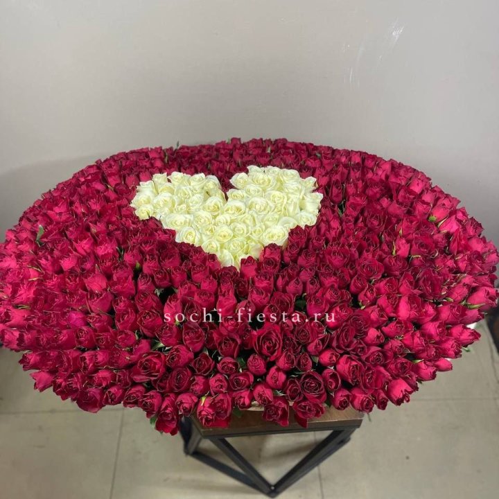 501 роза в корзине в Благовещенске