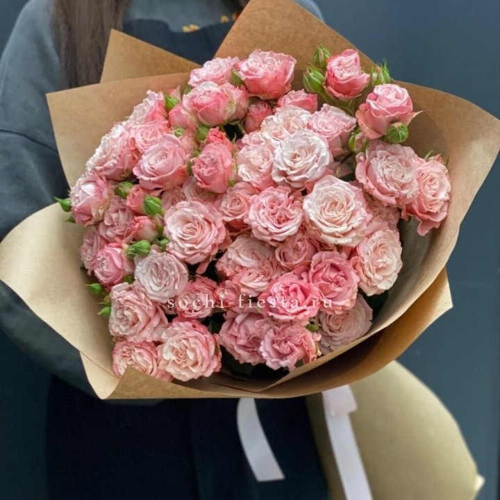 Пионовидные розы Bombastic №2 в Благовещенске