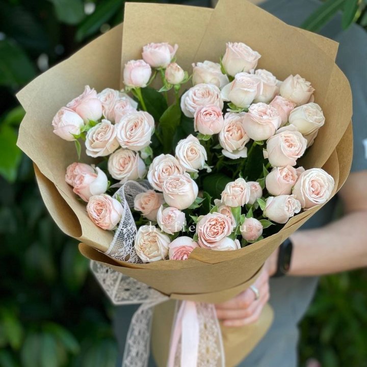 Кустовые розы букет №1 в Благовещенске