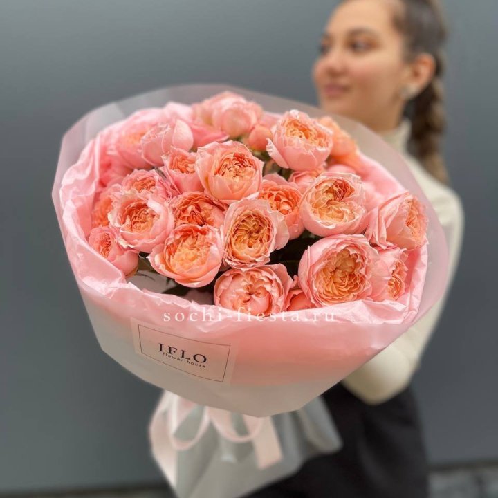 Букет из пионовидных роз Джульетта в Благовещенске