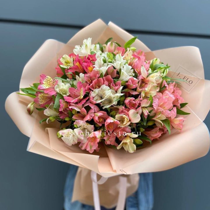 Букет альстромерий "Вандер" в Благовещенске