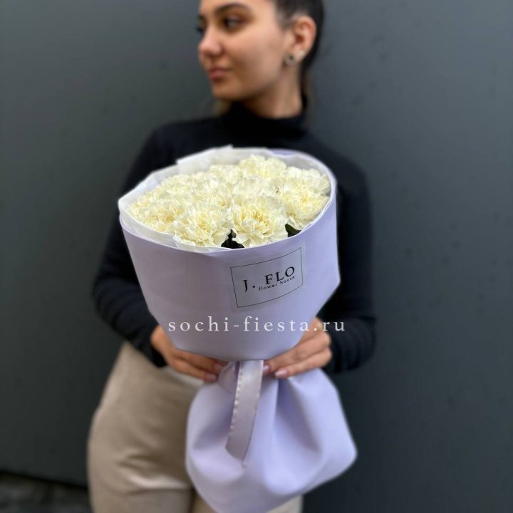 Букет белых диантусов в Благовещенске