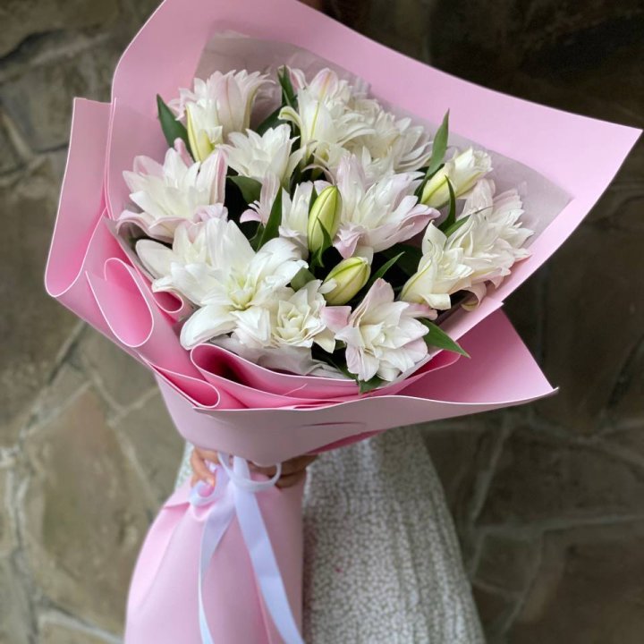 Букет пионовидных лилий №1 в Благовещенске