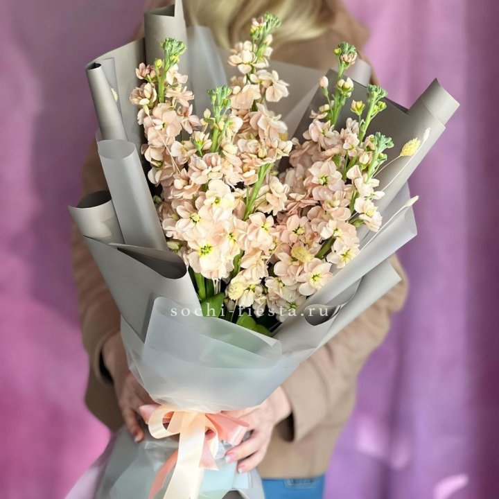 Букет ароматной маттиоллы №2 в Благовещенске