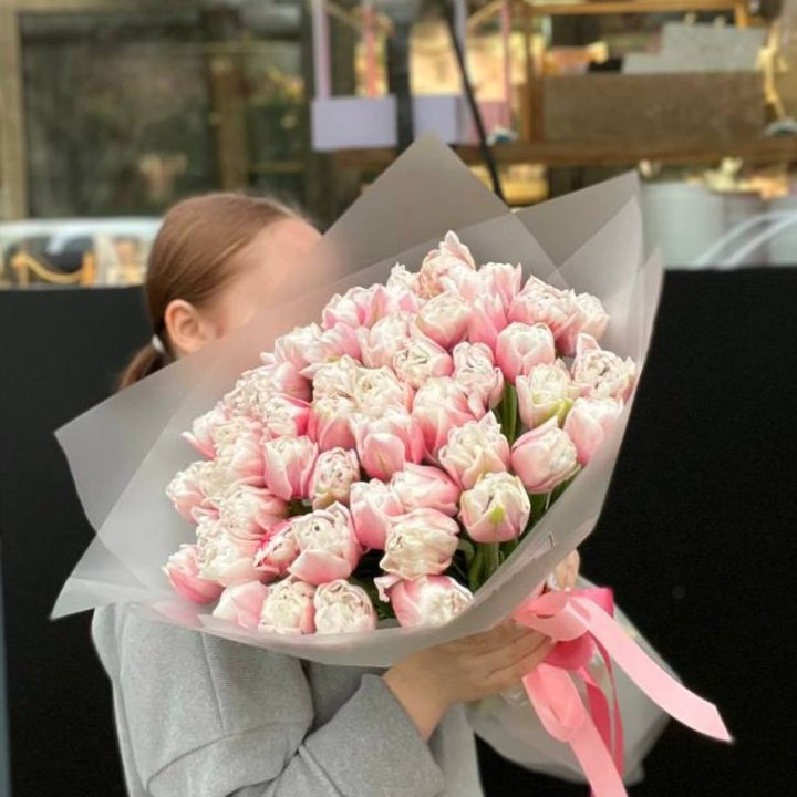 51 нежный тюльпан в Благовещенске