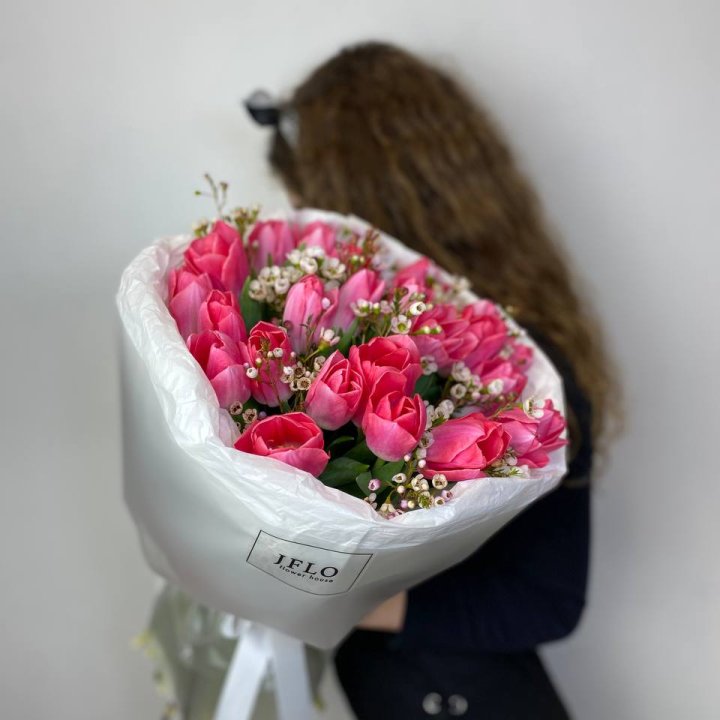 Дуо тюльпаны с хамелациумом в Благовещенске