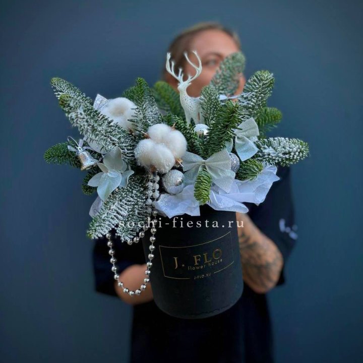 Композиция "Мери крисмас" в Благовещенске