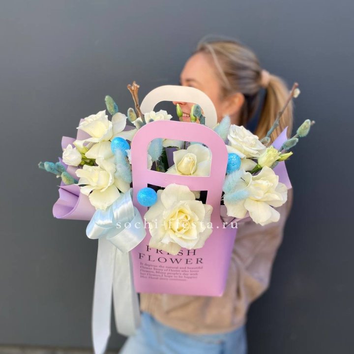 Цветочная сумочка "Пасхальная композиция" в Благовещенске