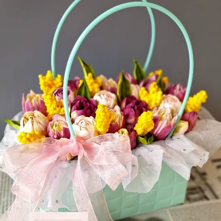 Тюльпаны в сумочке из зефира в Благовещенске