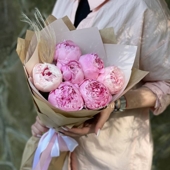 Букет пионов "Венди" в Благовещенске