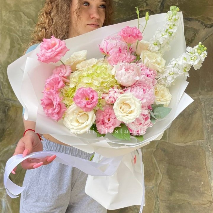 Букет с пионами №3 в Благовещенске