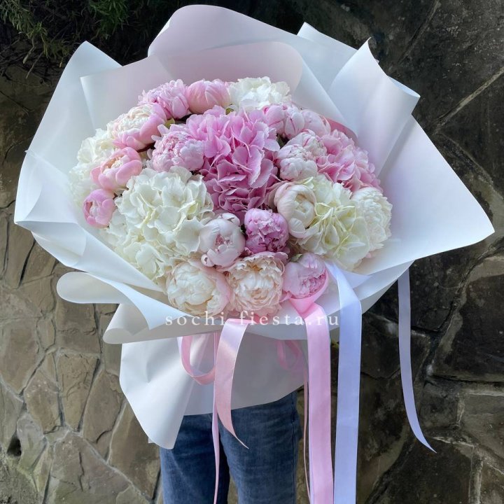 Букет "Пионы и Гортензии" в Благовещенске
