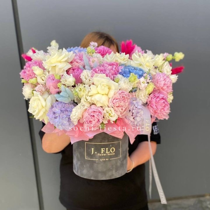 Цилиндр с пионами "Аса" в Благовещенске