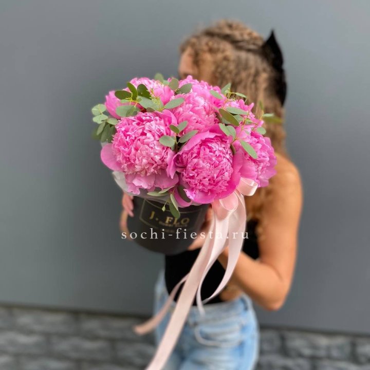 Дизайнерский цилиндр "Фломени" в Благовещенске