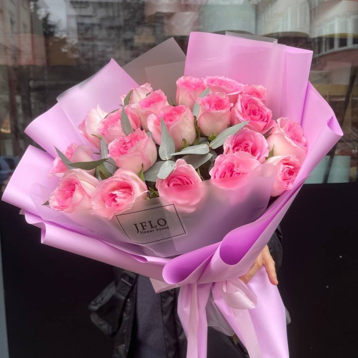  19 розовых роз в Благовещенске
