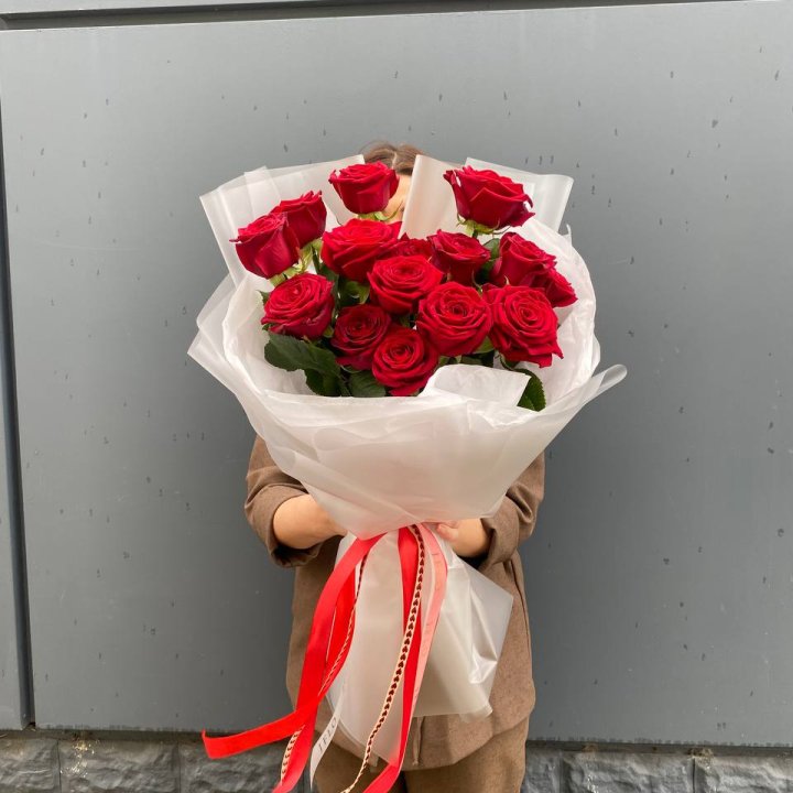 15 высоких роз  в Благовещенске