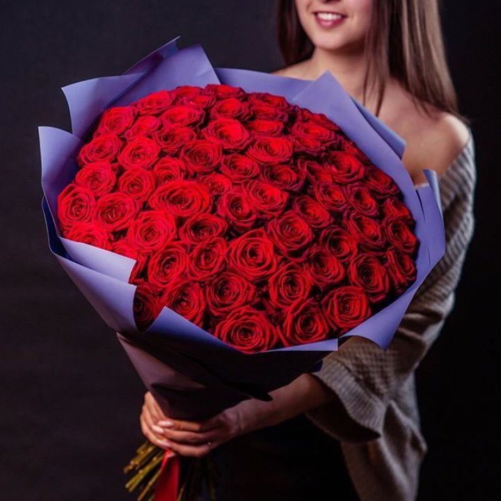 71 красная роза в Благовещенске