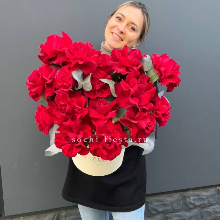 17 Французских роз в боксе в Благовещенске