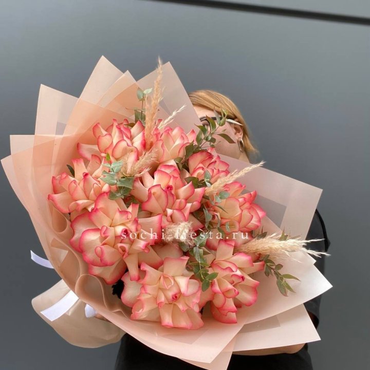 9 Французских роз Джумилия  в Благовещенске