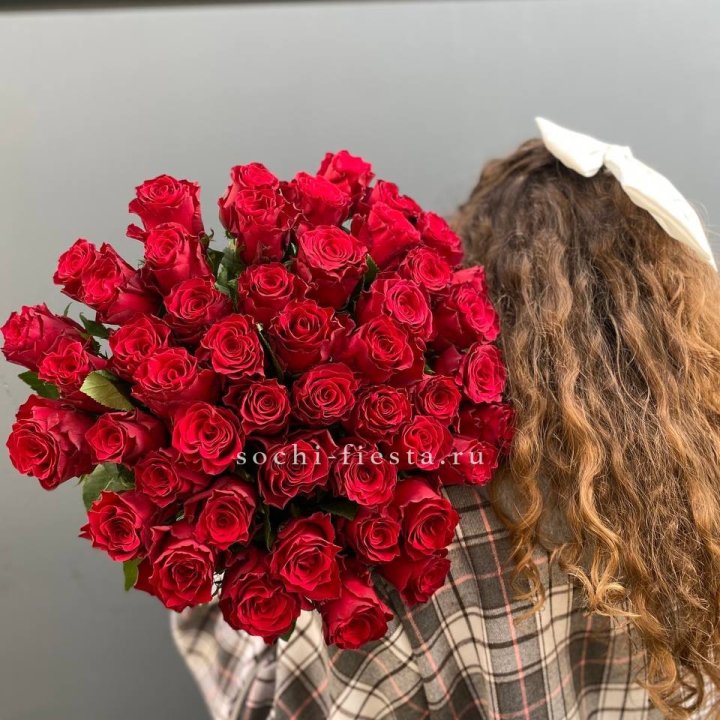 51 красная роза в Благовещенске