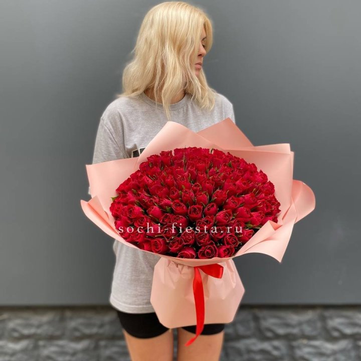 101  красная кенийская роза  в Благовещенске