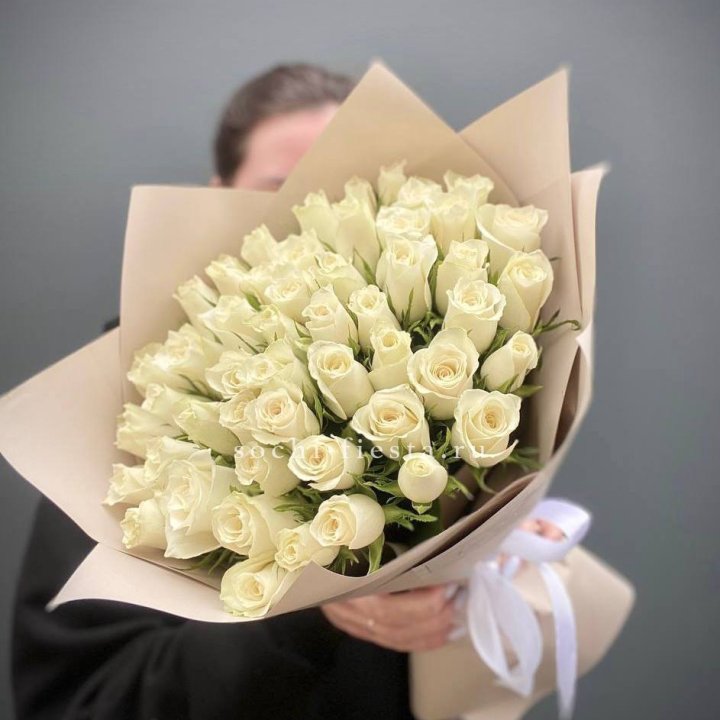 51 белая кенийская роза  в Благовещенске