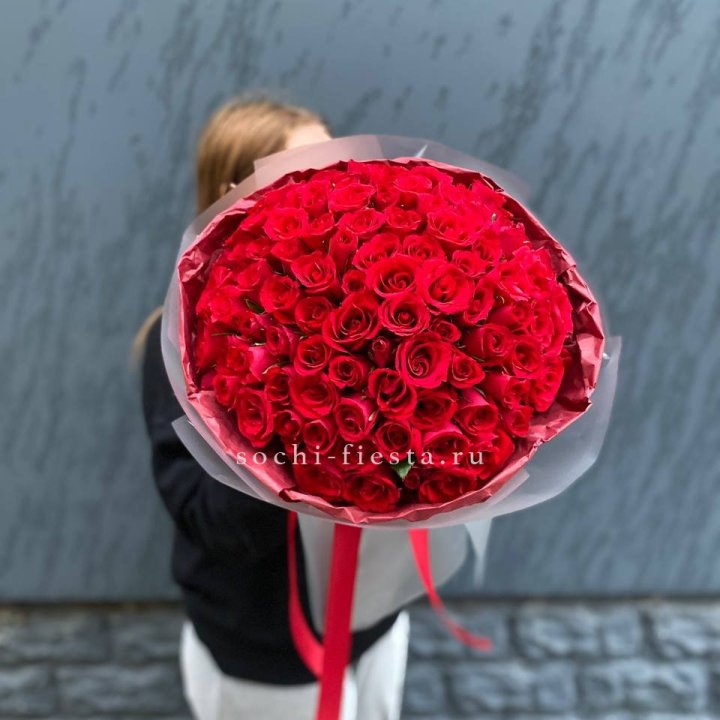 101  красная кенийская роза  в Благовещенске