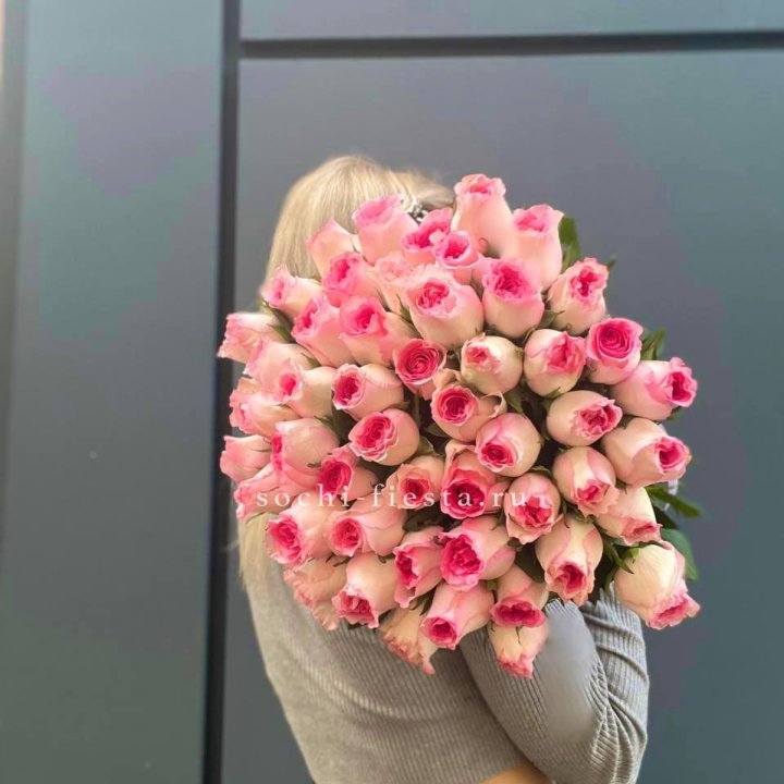 51 розовая роза в Благовещенске
