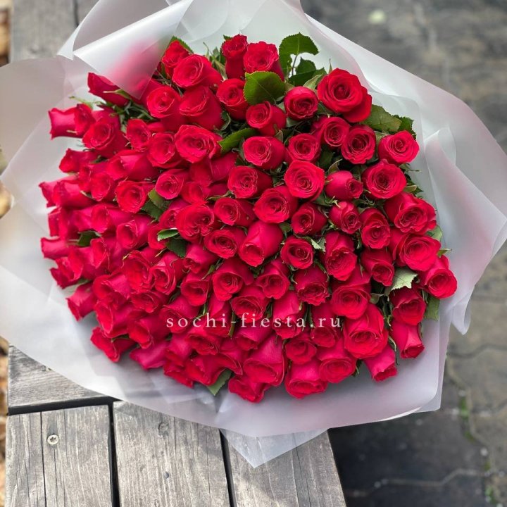 101 красная роза Лолита в Благовещенске
